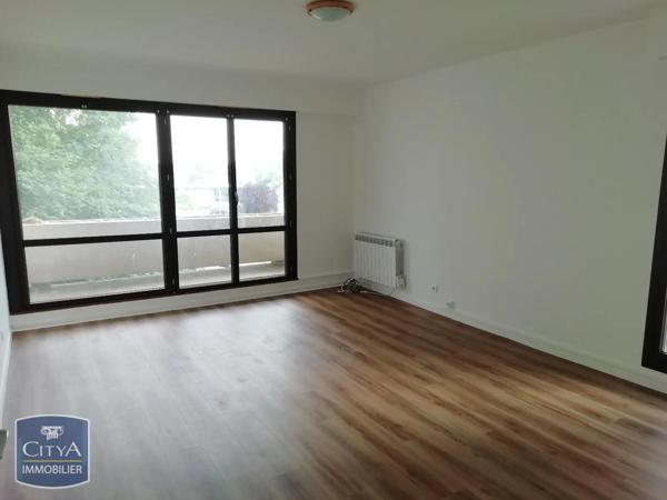 Appartement à louer 2 pièces 54m² La Chaussée-Saint-Victor (41260)
