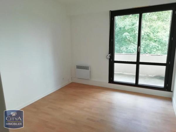 Appartement à louer 2 pièces 54m² La Chaussée-Saint-Victor (41260)