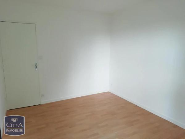Appartement à louer 2 pièces 54m² La Chaussée-Saint-Victor (41260)