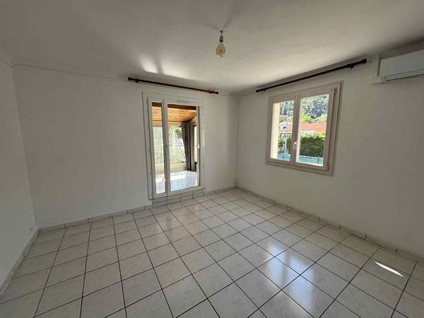 Haut de villa - Sisteron 4 pièce(s) 65.50 m2