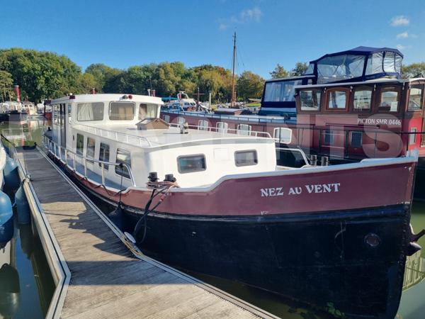 PENICHE D'HABITATION