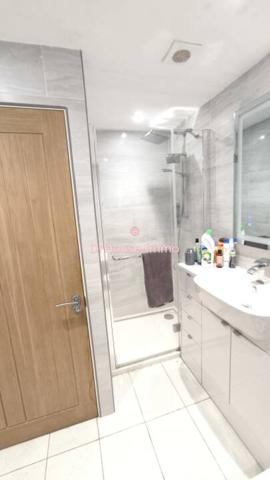 Maison à vendre 8 pièces de 203 m²