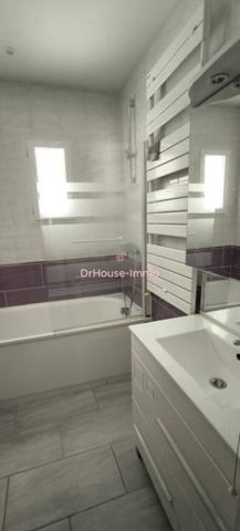 Maison à vendre 8 pièces de 203 m²