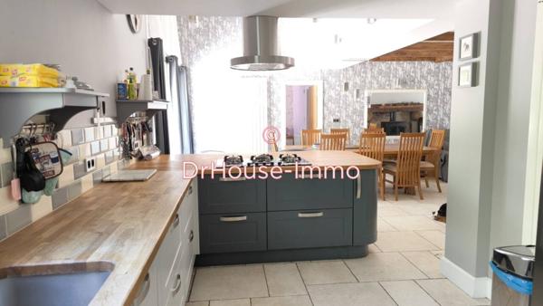 Maison à vendre 8 pièces de 203 m²