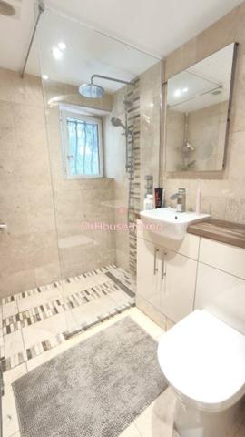 Maison à vendre 8 pièces de 203 m²