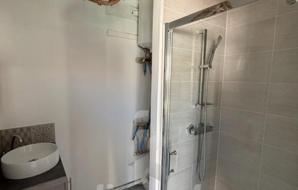 Belle maison contemporaine d'environ 134 m2