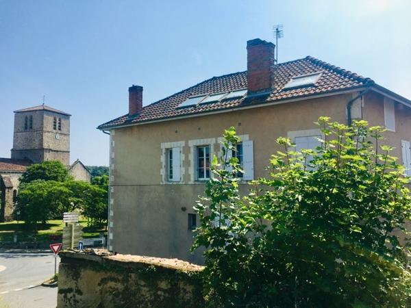 Immeuble à vendre |  Confolens |  216 m²