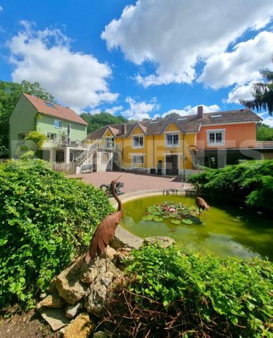 Domaine d'exception niché au cœur d'un domaine de plus de 4,5 hectares 