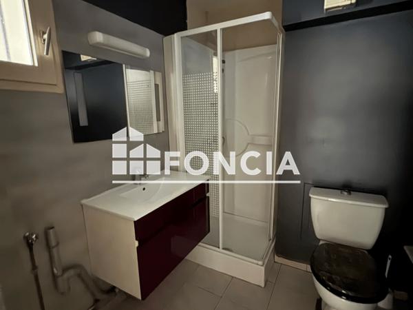 Location Studio meublé 38.11 m² - 9 RUE MIRAULT Angers 49000