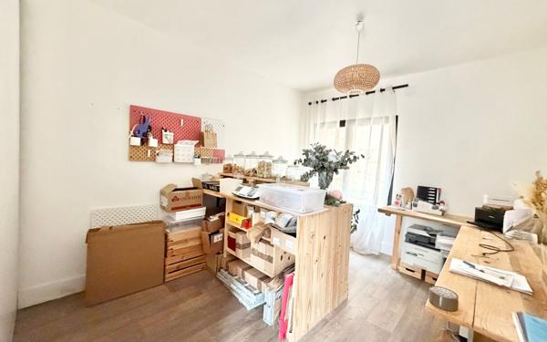 Maison à vendre    7 pièces • 214 m2 Chartres