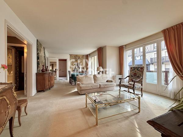 DEAUVILLE CENTRE - 4 PIÈCES AVEC TERRASSE