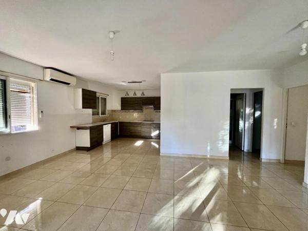 Vente ensemble immobilier composé de deux maisons d'habitation à Pont-Saint-Esprit