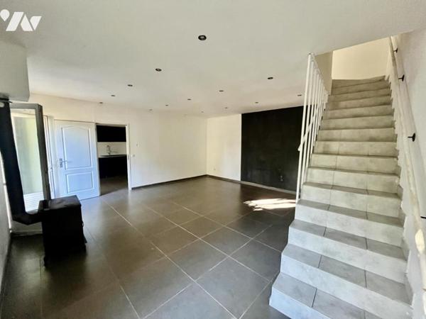 Vente ensemble immobilier composé de deux maisons d'habitation à Pont-Saint-Esprit