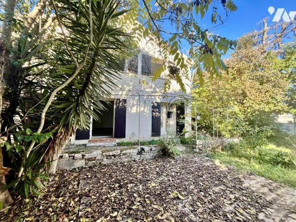 Vente ensemble immobilier composé de deux maisons d'habitation à Pont-Saint-Esprit