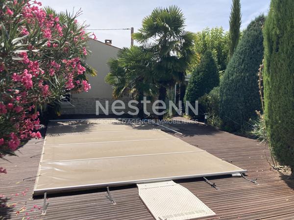 Maison de faubourg 150 m² Hab. - 4 chambres, garages, piscine, jardin