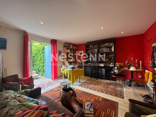 Maison de faubourg 150 m² Hab. - 4 chambres, garages, piscine, jardin