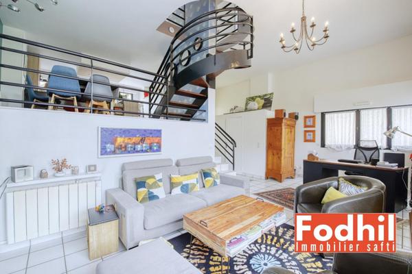 Maison contemporaine de 130 m²- 4 ch- Rooftop de 76 m²- un jardin et un sous sol de 84 m².