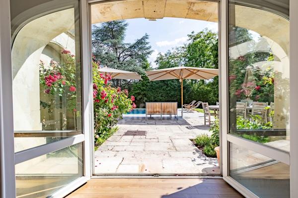 MAISON BOURGEOISE A VENDRE 11 PIECES (SOiSSONS) – 406 m² – 6 CHAMBRES – 5 SALLES D’EAU / SALLE DE BAINS – SALLE DE RECEPTION- SOUS- SOL – GARAGE - PISCINE – JARDIN DE 1 430 m²