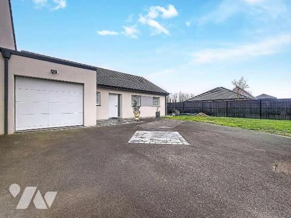 A découvrir   EN EXCLUSIVITÉ CHEZ VOTRE NOTAIRE !!!
Cette charmante maison individuelle lumine...