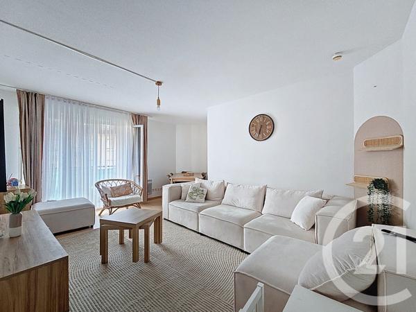 Appartement F3 à vendre  3 pièces - 75,17 m2 LIEUSAINT - 77