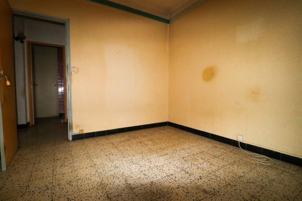 Appartement de 57 m² avec balcon, proche du centre-ville de Nîmes