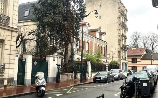 Appartement à vendre    2 pièces • 44,85 m2 Saint-Mandé