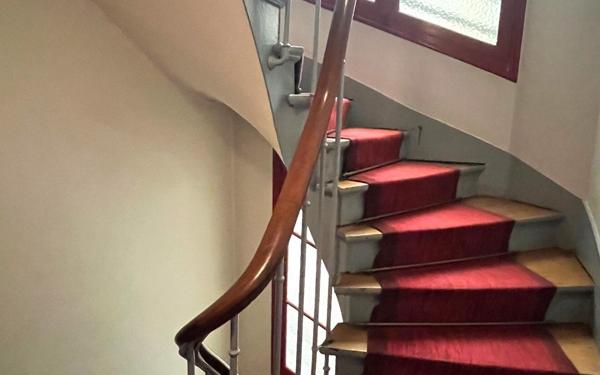 Appartement à vendre    2 pièces • 44,85 m2 Saint-Mandé