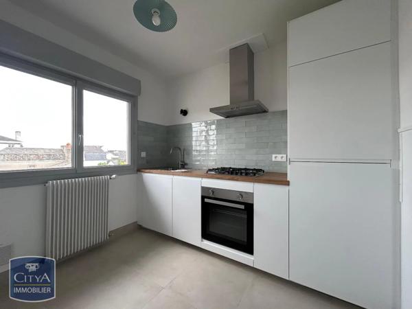 Appartement à louer 2 pièces 45.32m² Angers (49100)