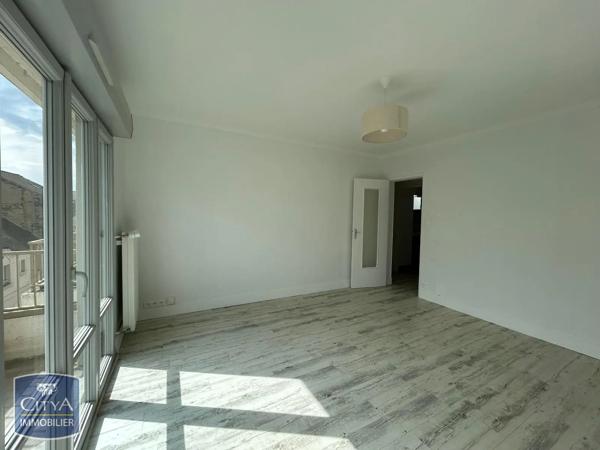 Appartement à louer 2 pièces 45.32m² Angers (49100)