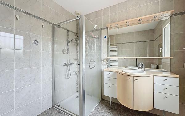 Maison à vendre    4 pièces • 106,58 m2 Brugheas