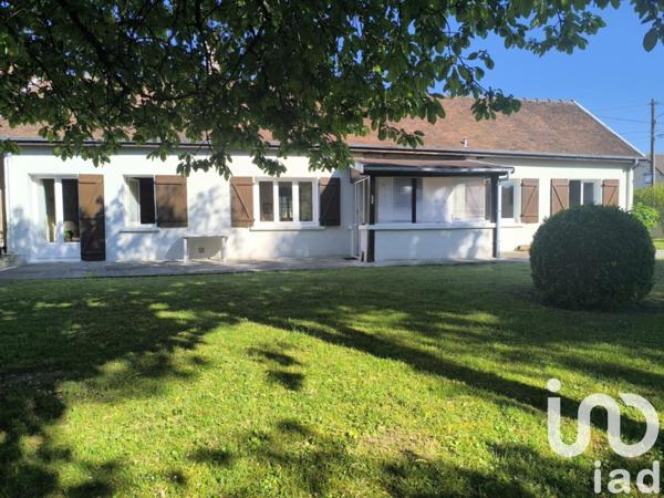 Maison à vendre 4 pièces 84 m² Saint-Lyé