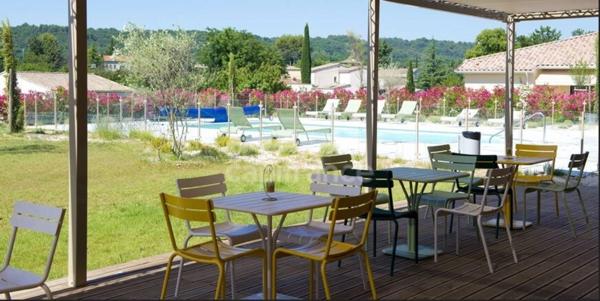 Dpt Gard (30), à vendre CAVILLARGUES maison P3 de 62 m², terrasse, terrain d'environ 60m2, place de parking, copropriété, piscine.