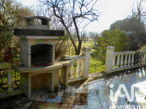 Immeuble à vendre 262 m² Fresnay-sur-Sarthe