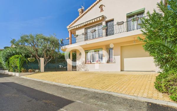 Maison à vendre    5 pièces • 131,78 m2 Mandelieu-la-Napoule