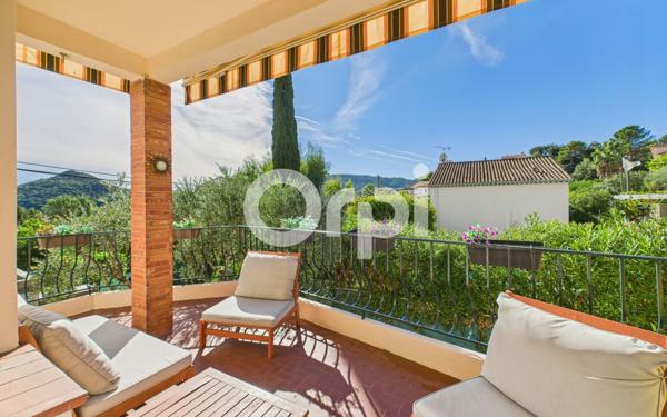 Maison à vendre    5 pièces • 131,78 m2 Mandelieu-la-Napoule