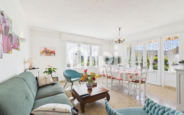 Maison à vendre    5 pièces • 131,78 m2 Mandelieu-la-Napoule