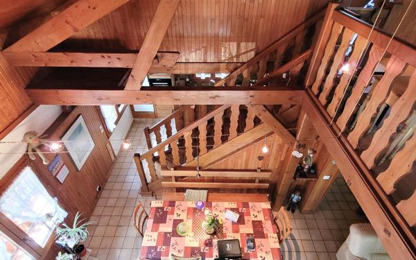 Maison à vendre    5 pièces • 102 m2 Crozet