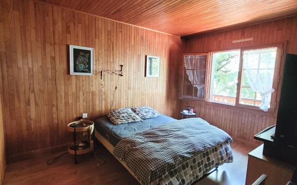 Maison à vendre    5 pièces • 102 m2 Crozet