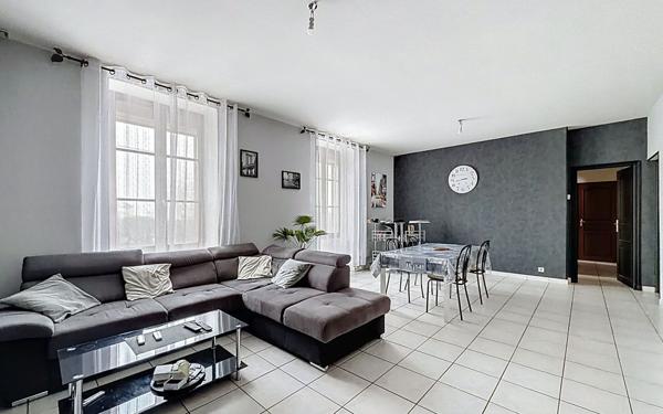 Maison à vendre    10 pièces •  Le Breuil