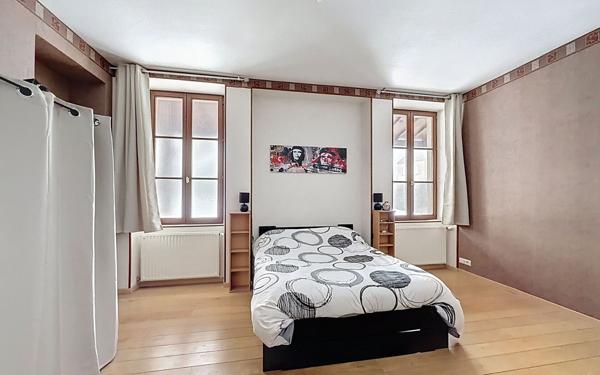 Maison à vendre    10 pièces •  Le Breuil