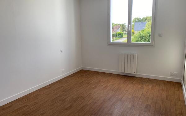 Appartement à louer    5 pièces • 128 m2 Saint-Lyphard