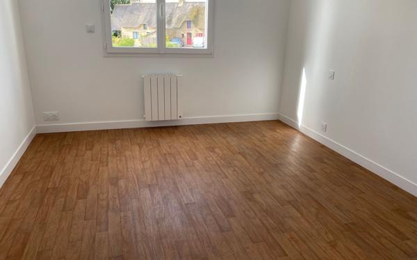 Appartement à louer    5 pièces • 128 m2 Saint-Lyphard