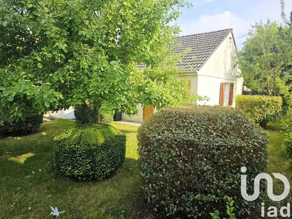 Maison 5 pièces de 102 m² à Savigny-le-Temple (77176)