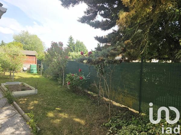 Maison 5 pièces de 102 m² à Savigny-le-Temple (77176)