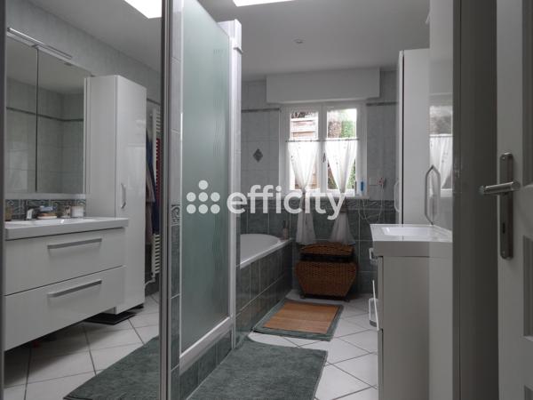 Maison 5 pièces - 100 m² Exclusivité efficity