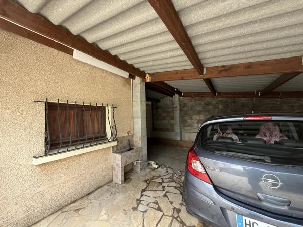 Villa T5 avec garage et piscine