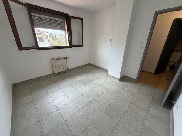 Villa T5 avec garage et piscine