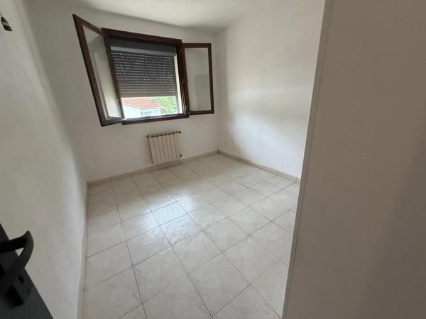 Villa T5 avec garage et piscine