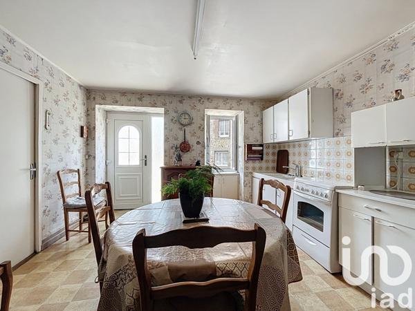 Maison 2 pièces de 72 m² à Roz-sur-Couesnon (35610)