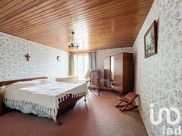 Maison 2 pièces de 72 m² à Roz-sur-Couesnon (35610)